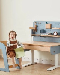 Desk & Chair